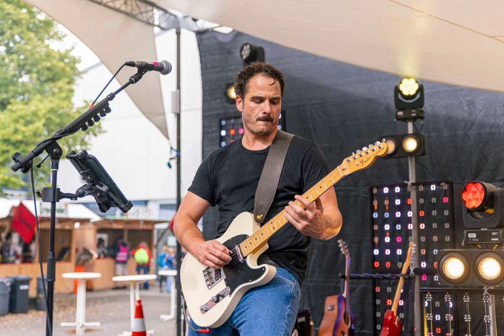 Image  of BIRD COCAINE Live performace 13