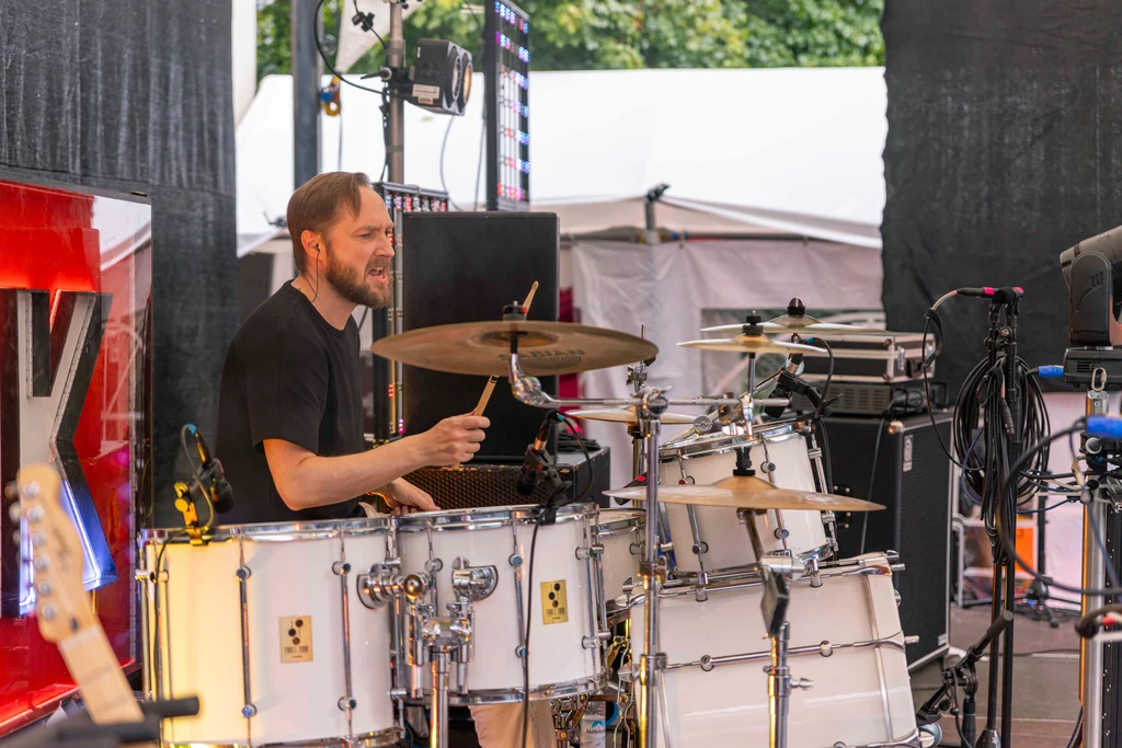 Image  of BIRD COCAINE Live performace 14