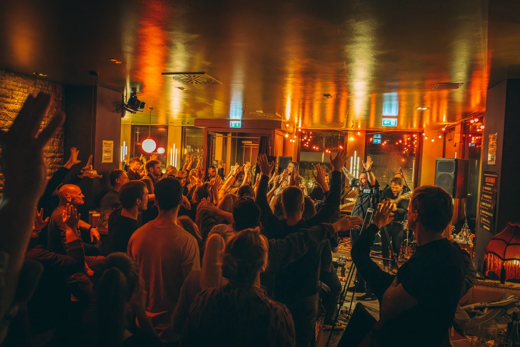 Image of BIRD COCAINE Live performace 2